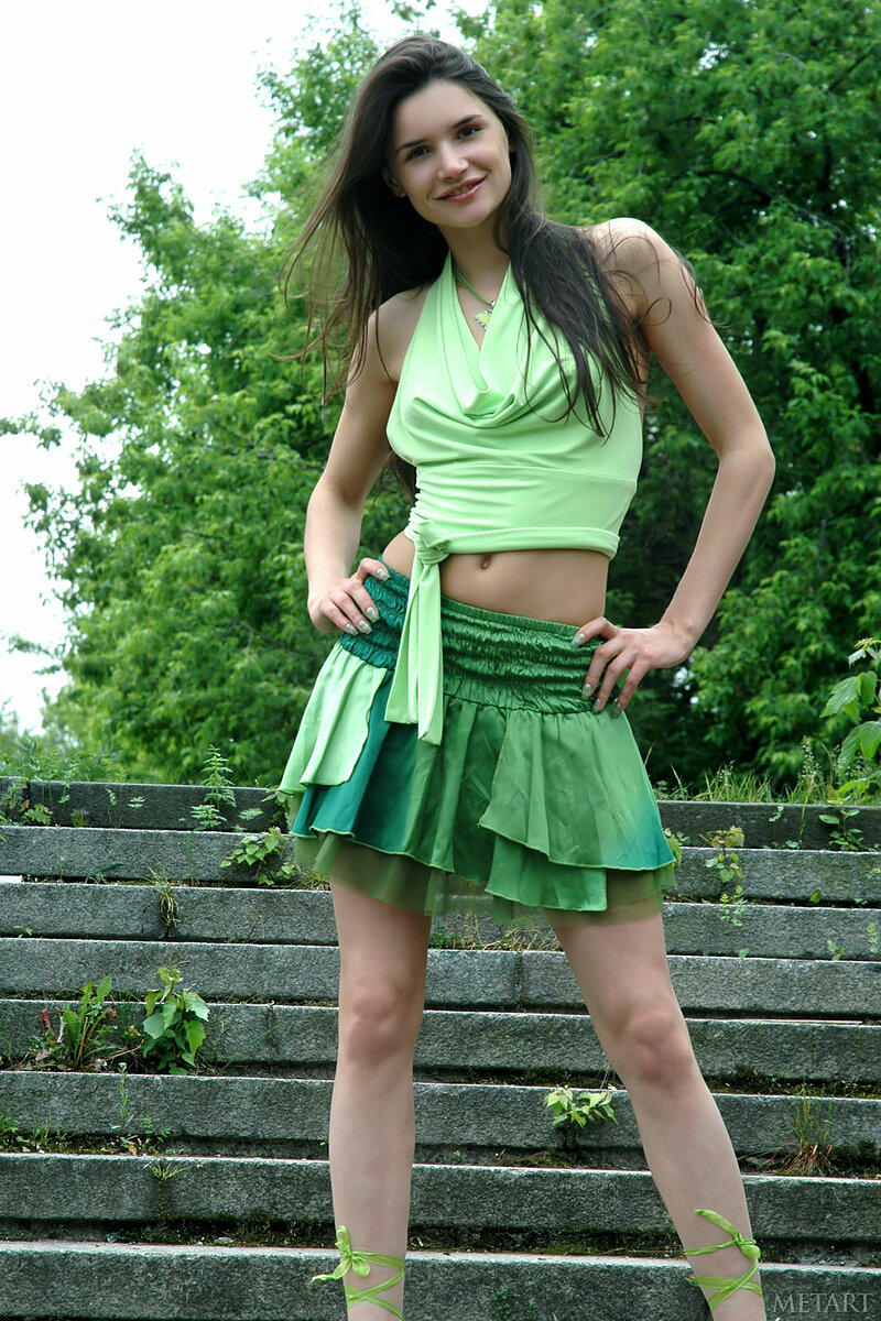 Кармен, 22 года, 2 размер груди